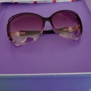 Elegant Purple Gradient Sunglasses